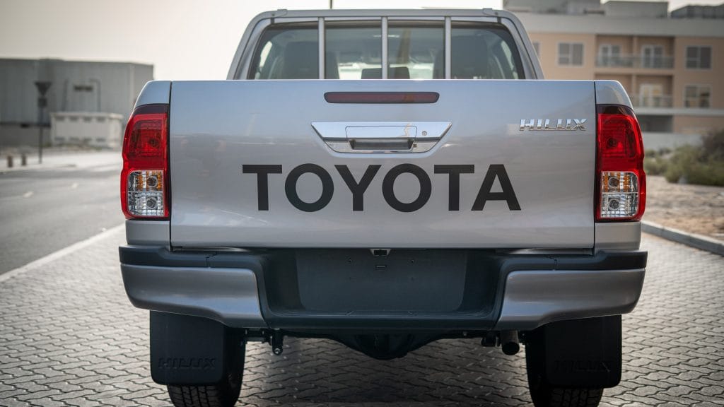 2025 Toyota Hilux Active Comfort 4×4 (Diesel Automatic)| Silver