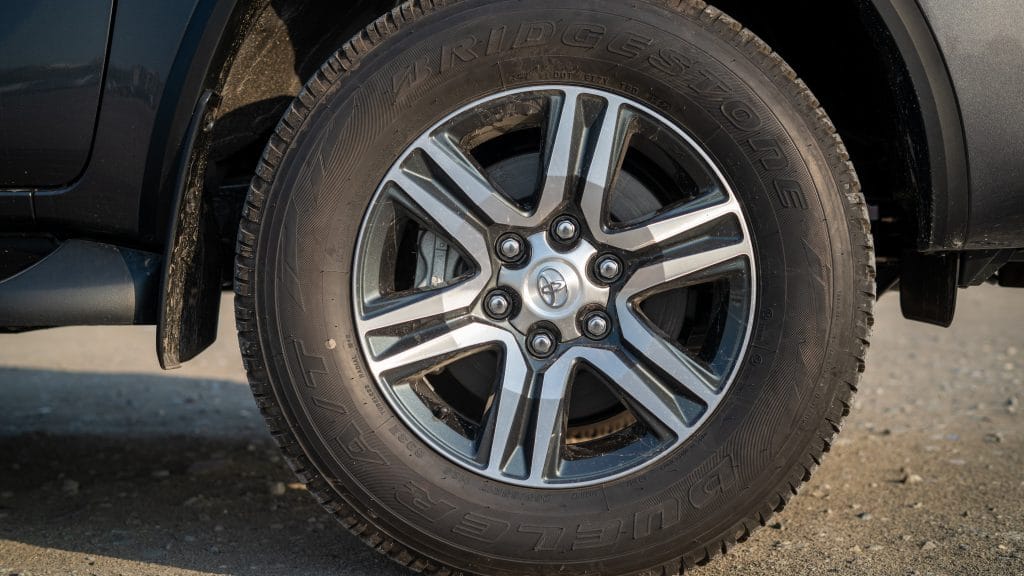 2026 Toyota Fortuner 2.7L Petrol Comfort Mid Option