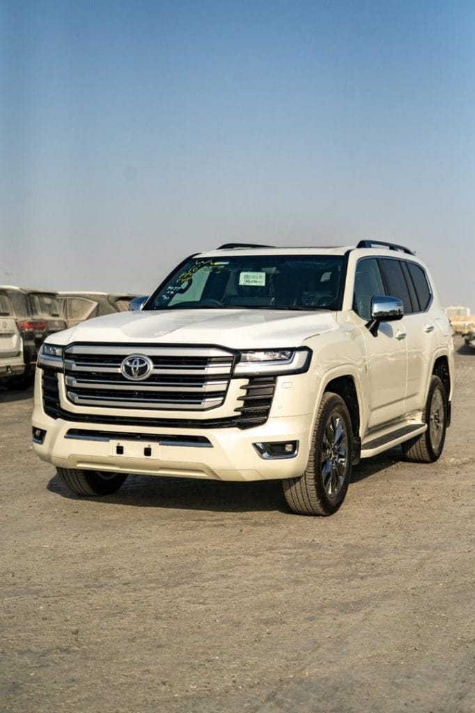 Toyota Land Cruiser  LC300 VXR